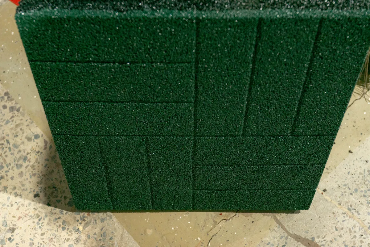 Плитка 500×500×30 Зелёная